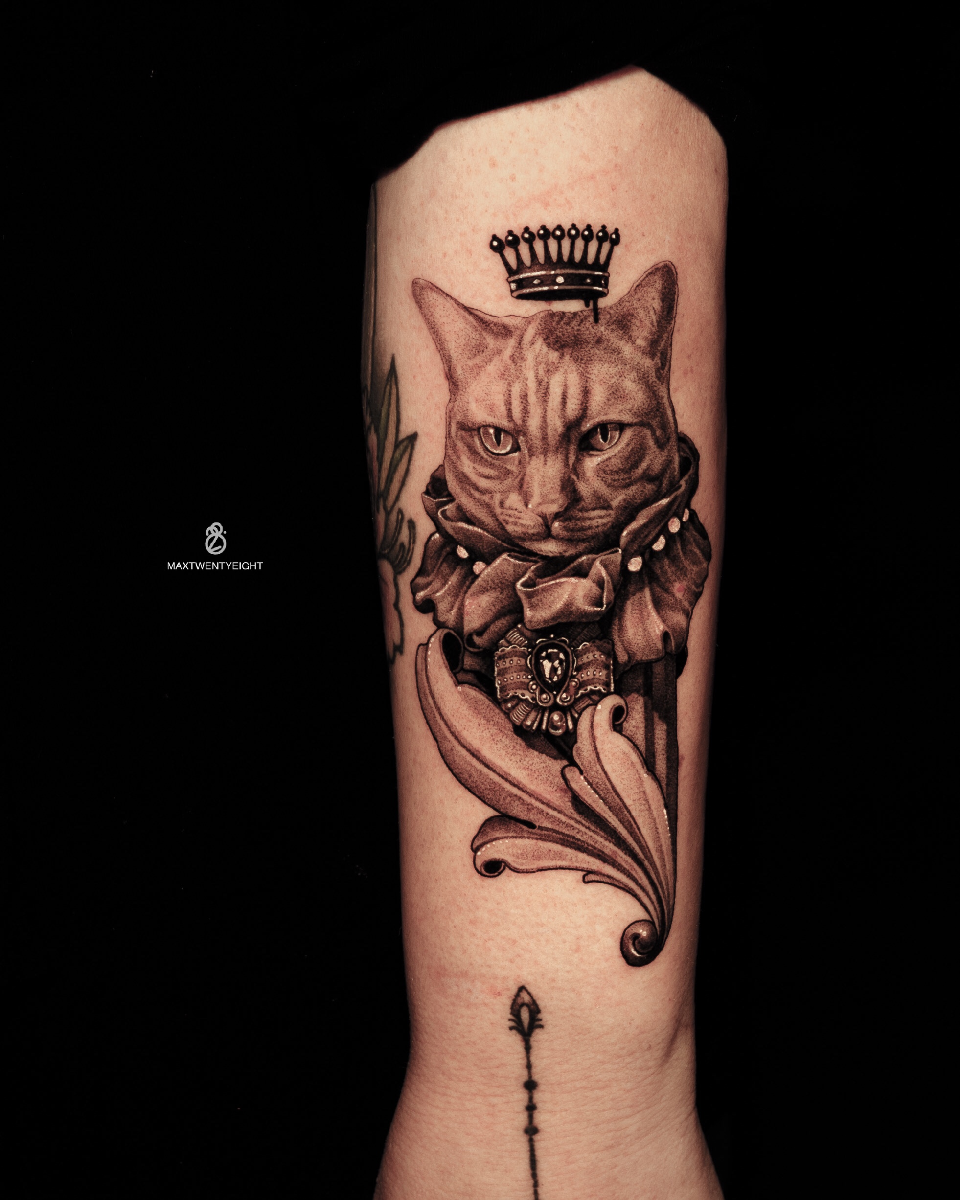 love cats tattoo  Cat tattoo, Cat drawing, Trendy tattoos