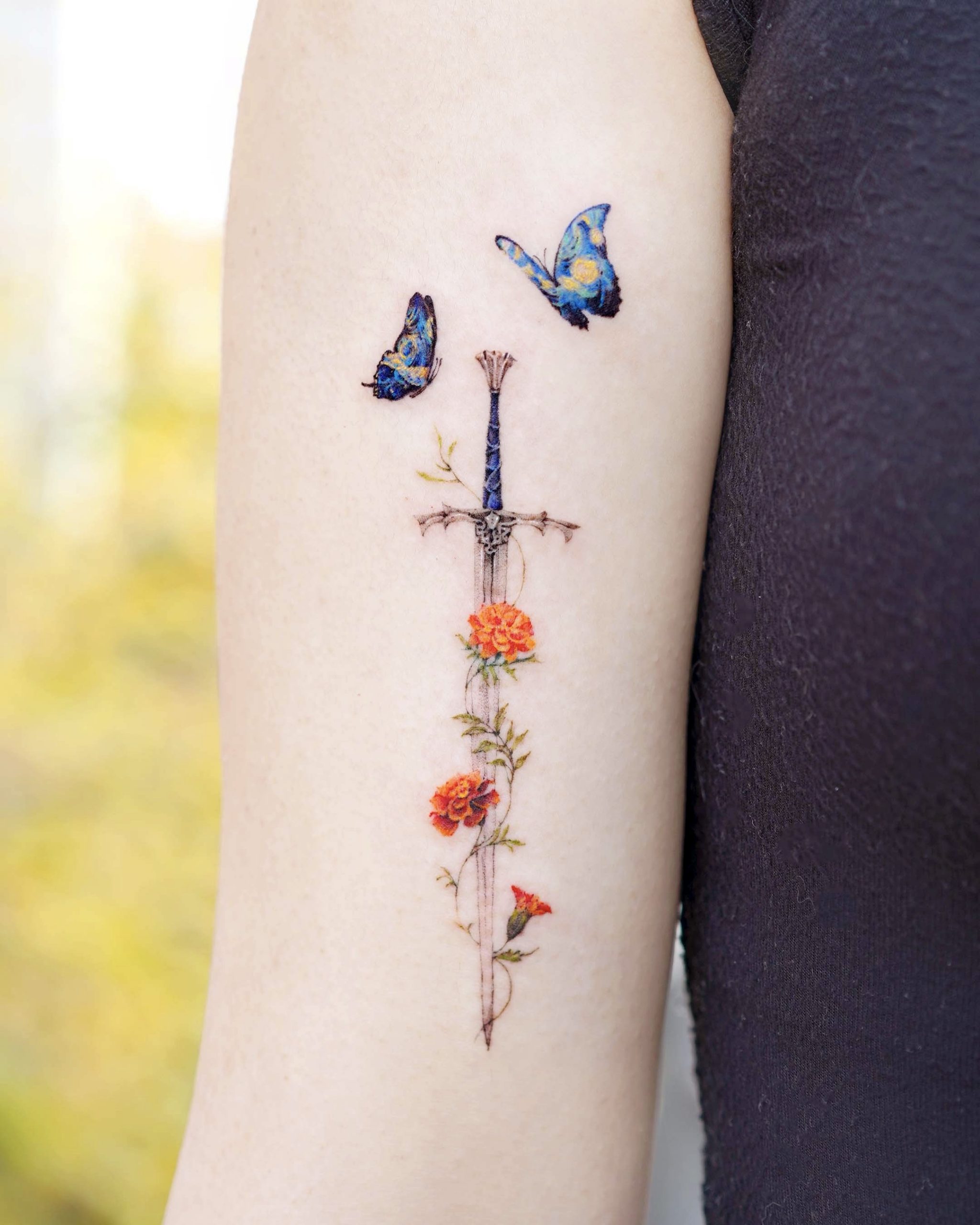 Poppy by sohyetattoo  Tiny flower tattoos Small flower tattoos Poppies  tattoo